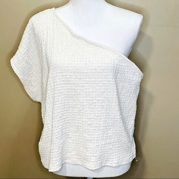 Free People Cream Crinkle Knit One Shoulder Top L